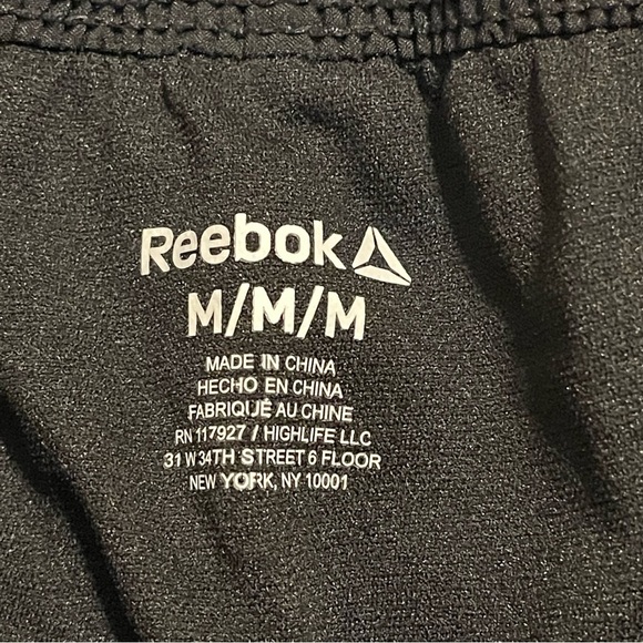 Reebok Women's Active Running Shorts Black, built-In briefs Size Medium - Picture 2 of 10